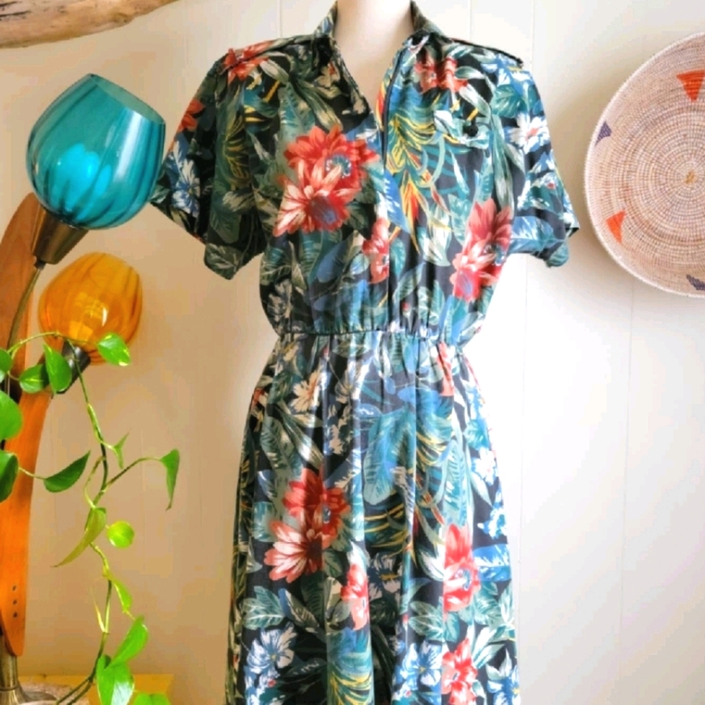 Dark floral midi length vintage dress